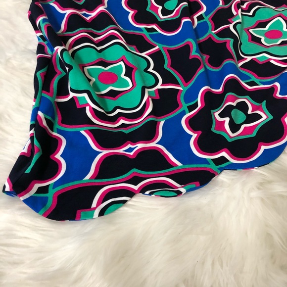 Crown & Ivy Ponte A-line Scalloped Floral Size LP - Picture 7 of 8